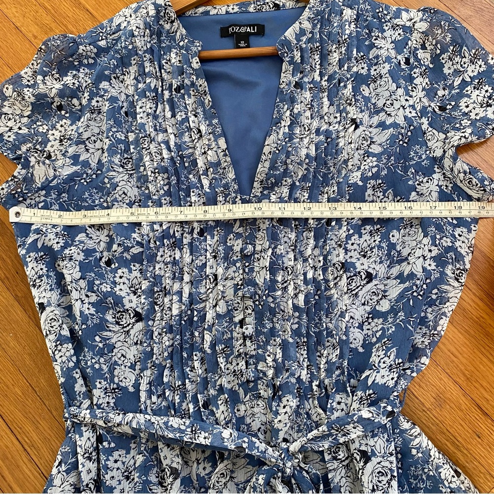 Roz & Ali chiffon-like cap sleeve dress - Picture 7 of 9